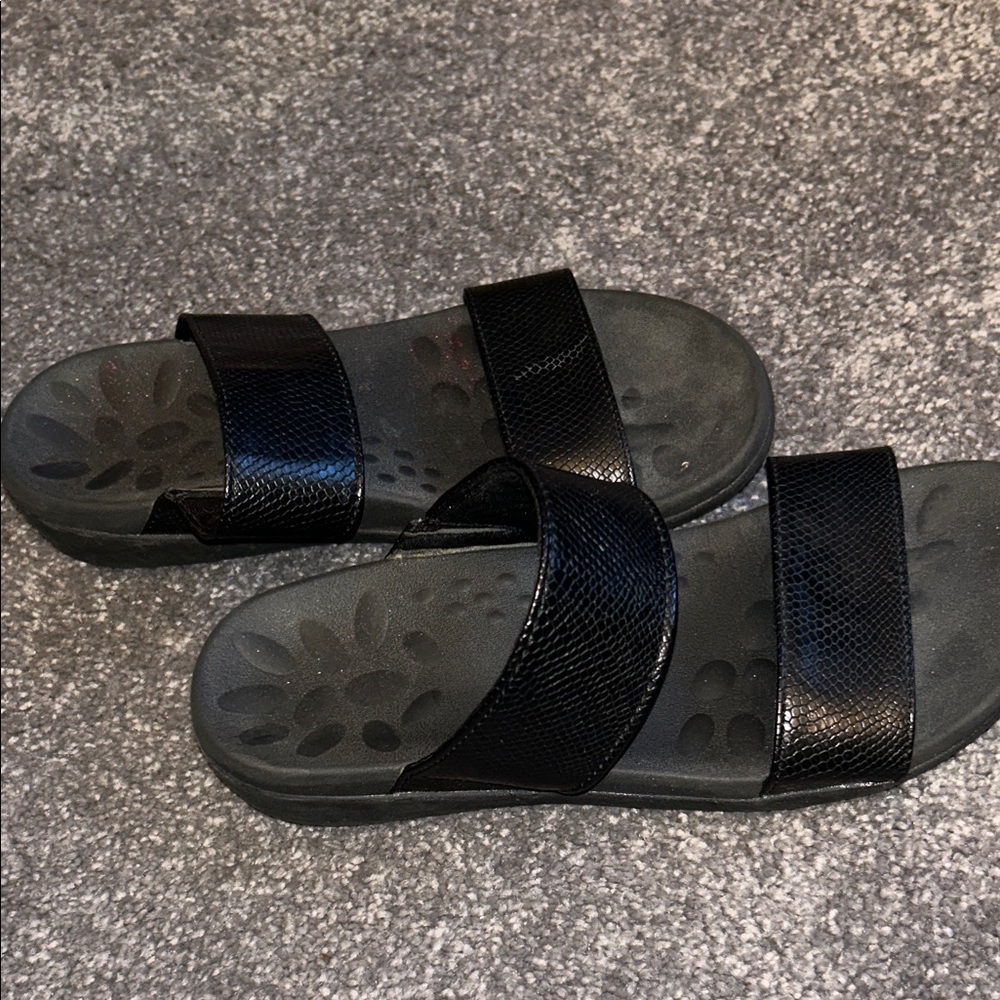 MEGNYA Orthopedic Sandals Women’s Black Textured Slide Sandals Size 6 Comfy! - Picture 4 of 5